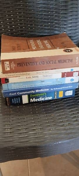 MBBS and FCPS books for sale, delivery available 11