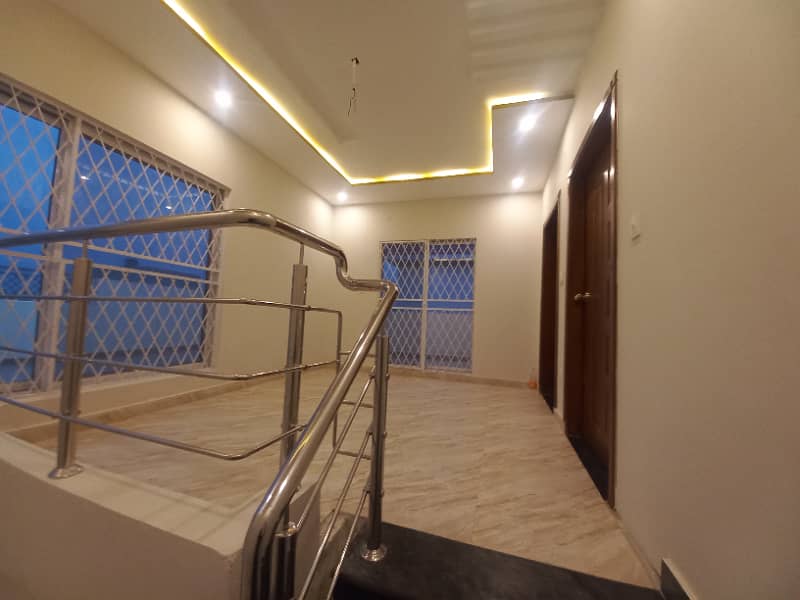 5 Marla First Floor For Rent In Phase 1 
Dream Gardens
 Lahore 7