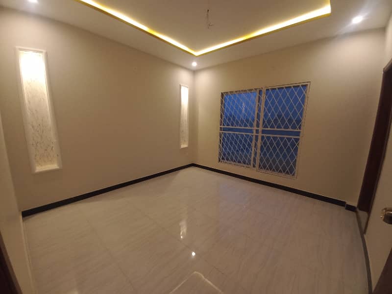 5 Marla First Floor For Rent In Phase 1 
Dream Gardens
 Lahore 10
