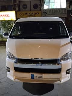 Toyota Hiace GL 11 seater available for Bookings & Rent