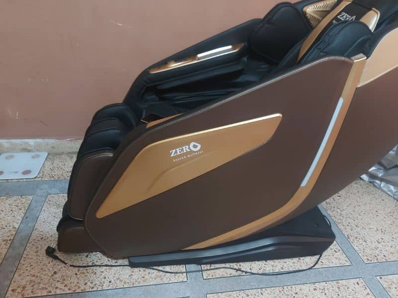 Full Body Massage Chair +4D Body Scanner 4