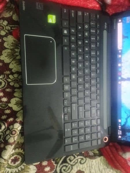 laptop core i7 4 gen 8gb ram 1tb hard 250gbSSD 2gb graphics 1