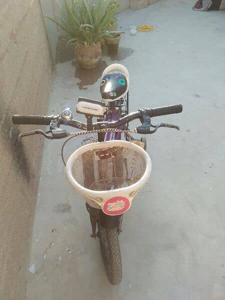 girls kids cycle very good condition 2