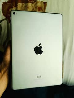 Apple iPad Air 2nd Generation - 32 GB Varient (WiFi)
