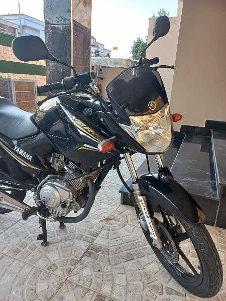 Yamaha YBR125 2022 in crystal condition for sale 2