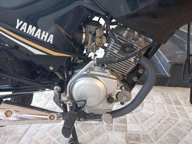 Yamaha YBR125 2022 in crystal condition for sale 4
