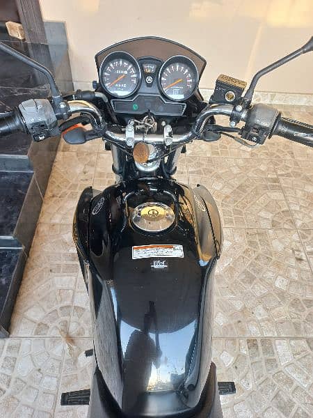 Yamaha YBR125 2022 in crystal condition for sale 5