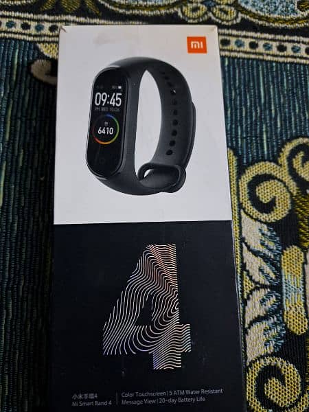 Buy Armour Zero life style and Get MI Smart Band 4 free 3