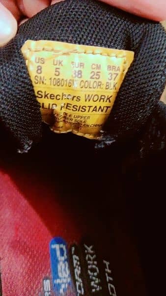 skecher ultra go work(slip resistant) 1