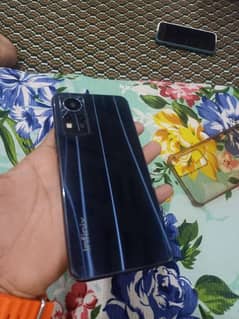 Infinix note 11 4+2 GB RAM 128 GB ROM with original charger
