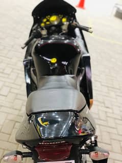 Honda Cbr1100x super Black bird milage 24000 Tyar good condition
