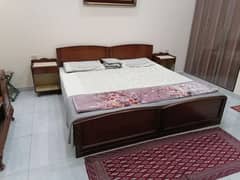 pure wooden bed set