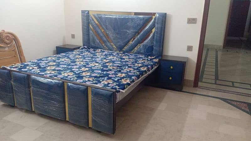 Bed set / kind size bed / furniture / poshish bed / bed for sale / bed 9