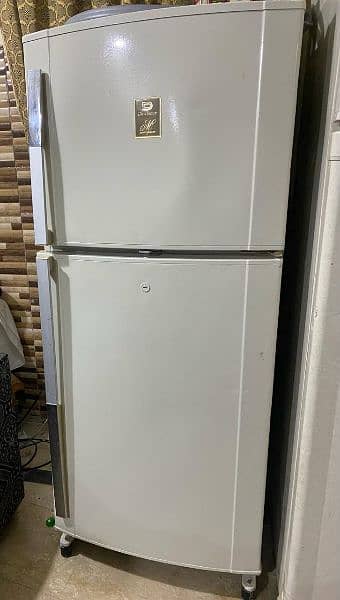 dawlance fridge good condition for sale model no 9170 0