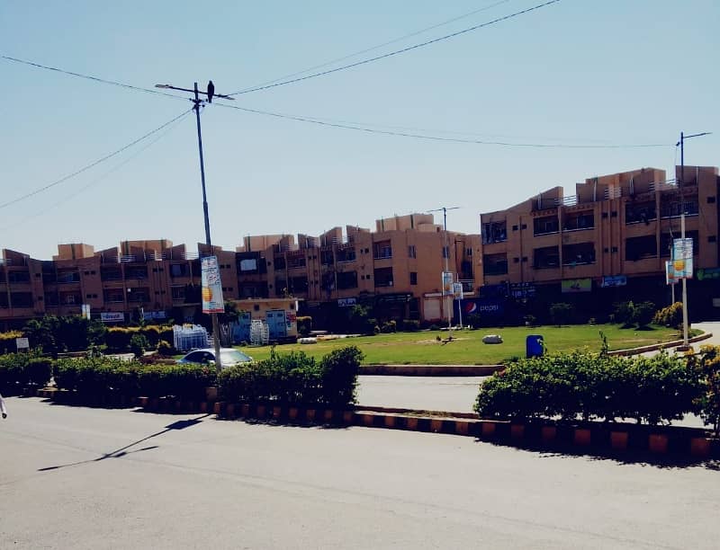 A Well Designed House Is Up For Sale In An Ideal Location In KN Gohar Green City 1