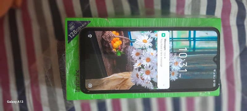 infinix note 11 in good condition with charger 0