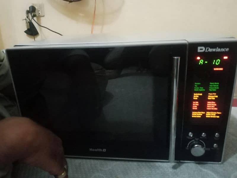 like new big size microwave Dawlance with LCD panal 2