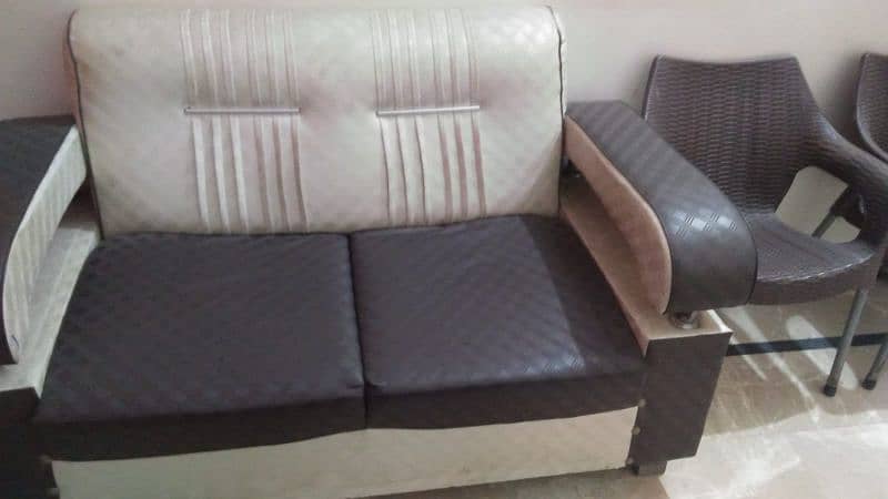 Sofa set 0