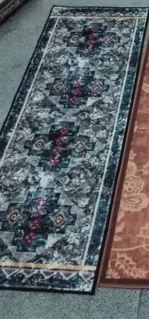 Muti color centre piece rugs 2
