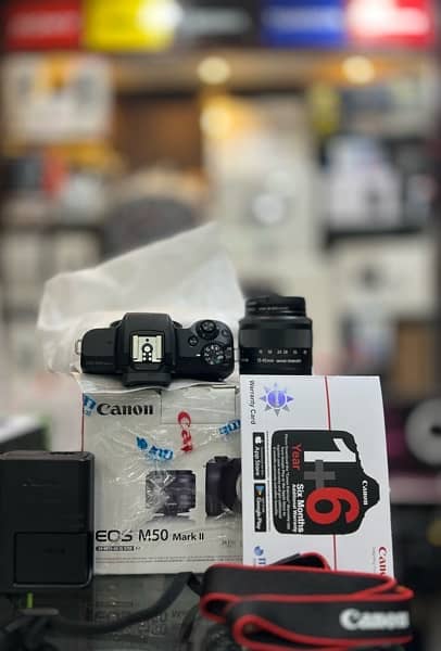 Canon m50 Mark II Body with 15-45mm kit lens 1