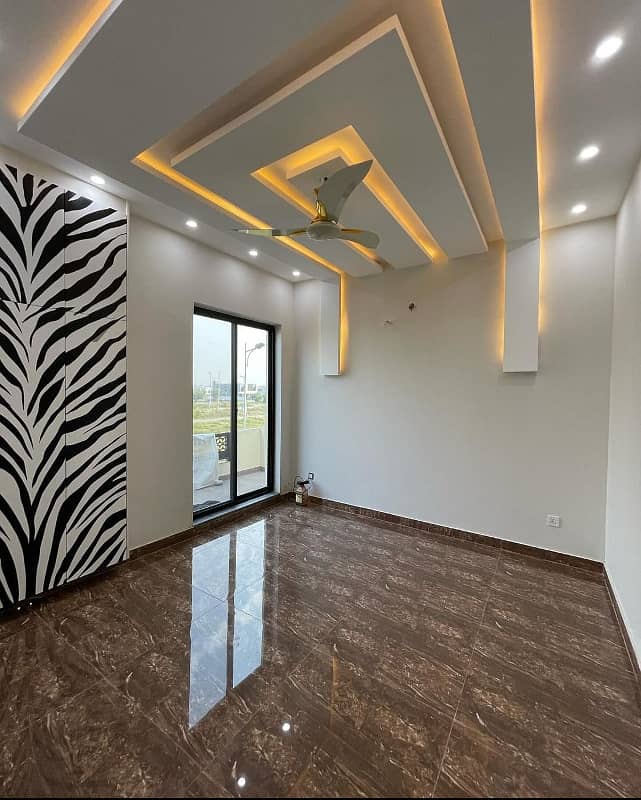 5 Marla Brand New Luxury House Available For Rent Top Location Of DHA Phase 9 Town Lahore. 3