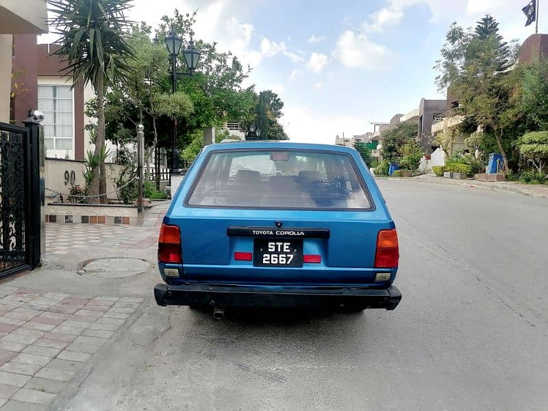 Toyota corolla station wagon 1