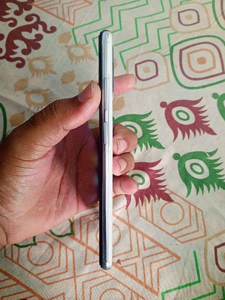 redmi note 10 4GB ram 128 GB memory 10by95 condition 5