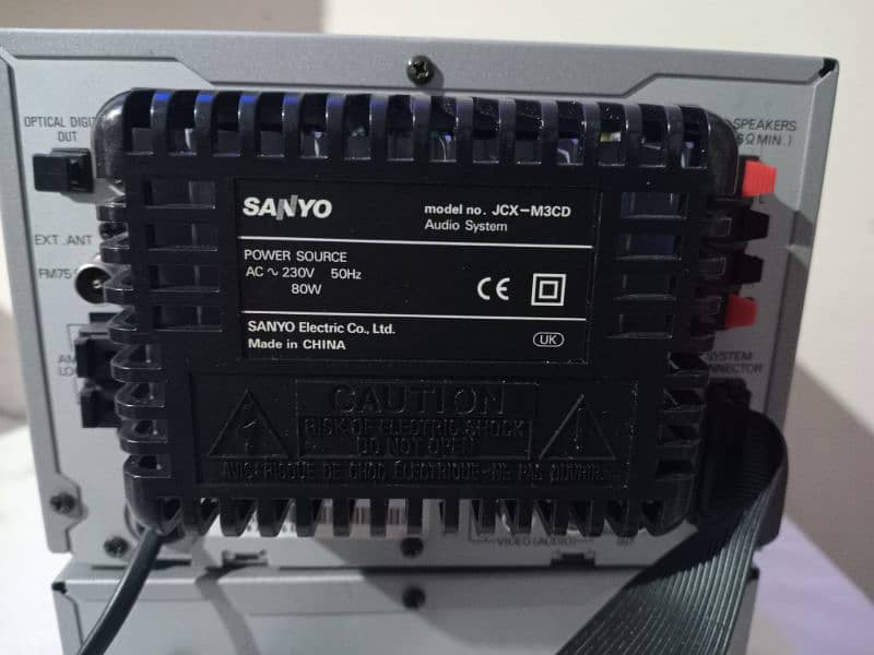 Sanyo Audio System 11