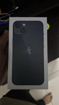 iphone 13 almost new w box jv