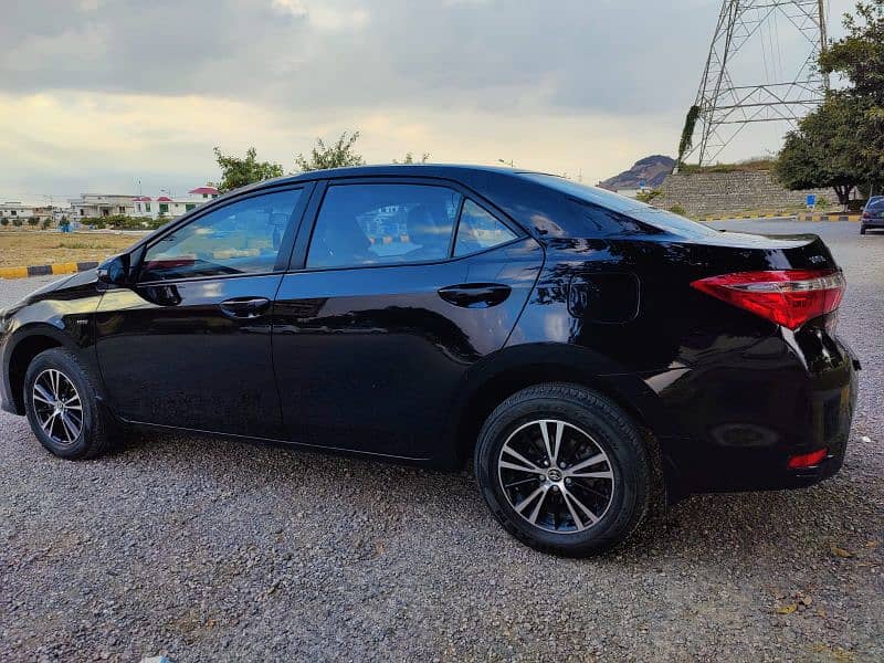 Toyota Corolla GLi Automatic 2017 3