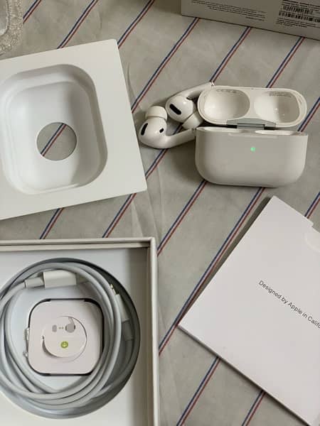 apple airpods pro like brandnew condition 3