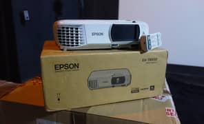 Epson EH TW650 (similar to Epson HC 1060 US variant) - 1080p Projector
