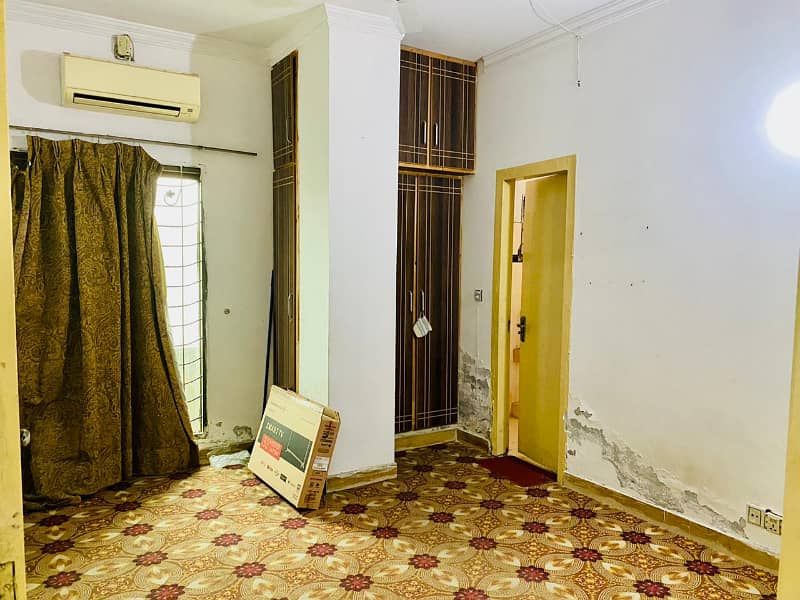 3 Marla Furnished Flat For Sale In Samanabad Lahore 11