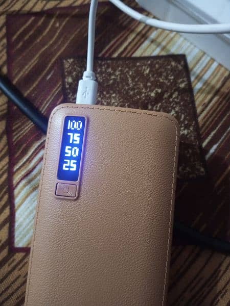 Power bank YT-10 0