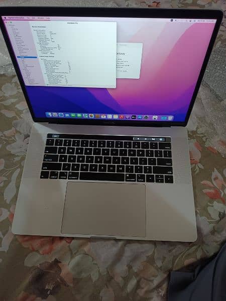 MACBOOK PRO LATE 2019 CTO 15 INCH TOUCHBAR I9 2.4 8 CORE 32GB 1TB 0