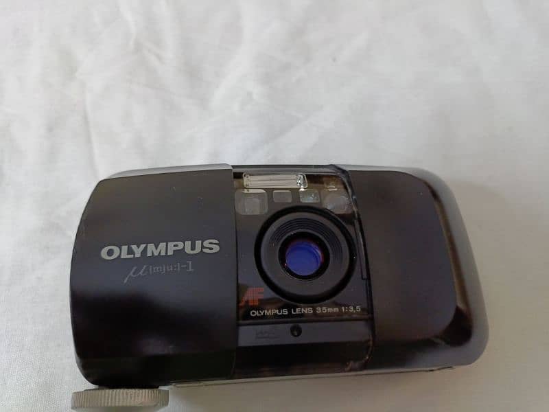 Olympus U {muj :} - 1 vintage camera 2
