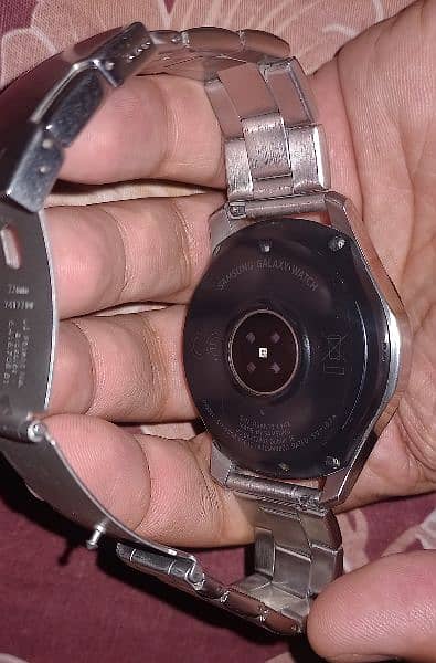 Samsung Galaxy Watch  (46mm) Bluetooth, Wi-Fi, GPS Smartwatch, SM-R800 4