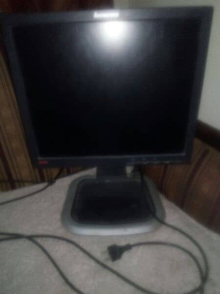 Core 2 Duo Dell Desktop with 17 Inch Lcd 5