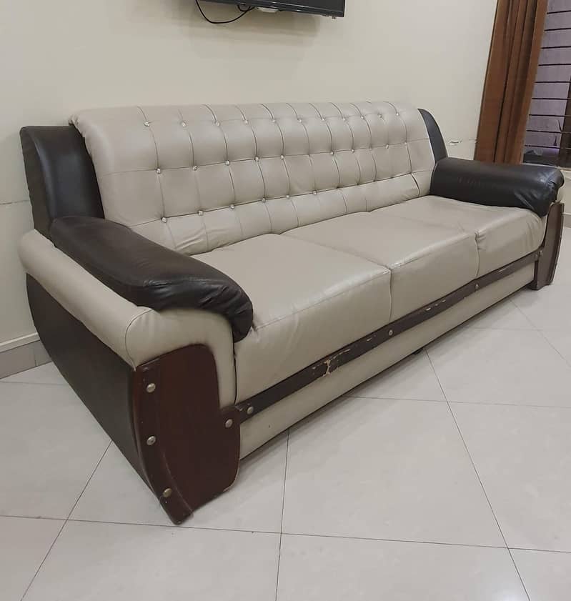 7 seater Sofa for sale 2+2+3 0