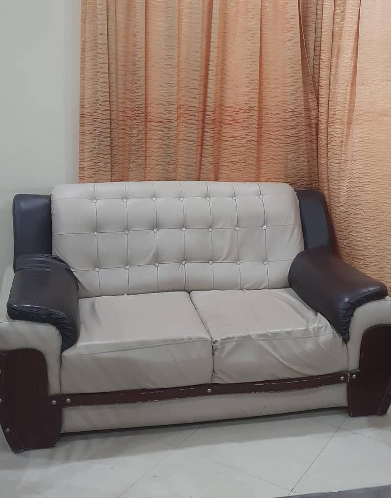 7 seater Sofa for sale 2+2+3 1