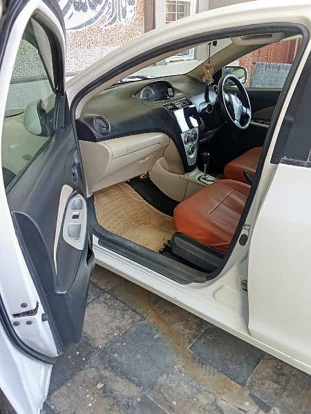 Toyota belta 1.3 original 8