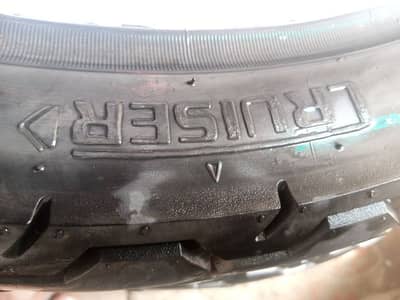 18 number Tyre Honda CD dream fuel tank  toolbox al 3027555122