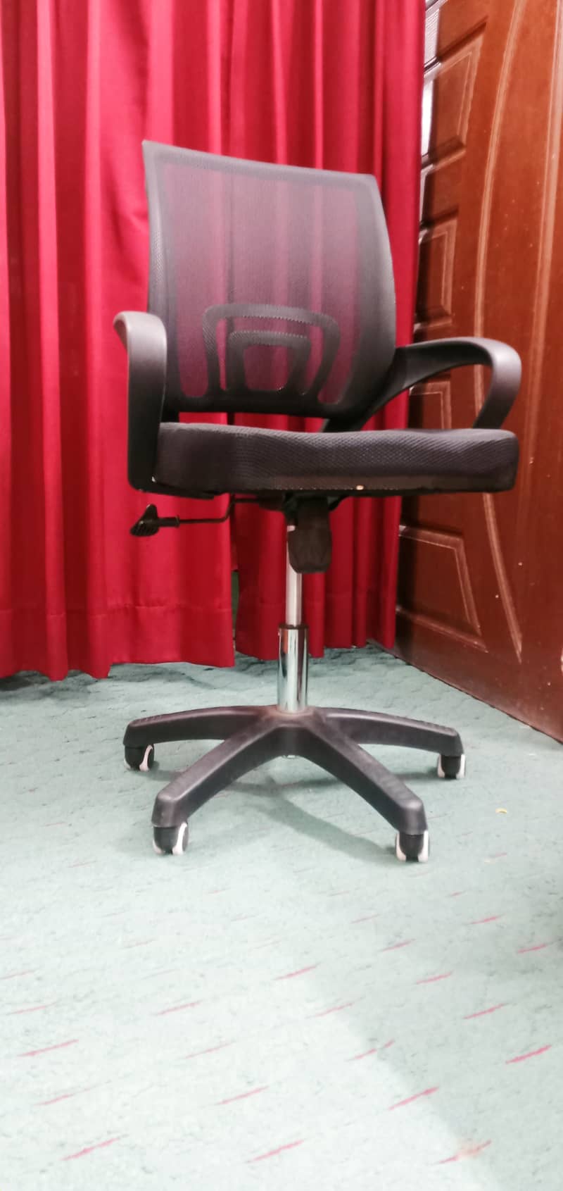 Best revolution office chair 0