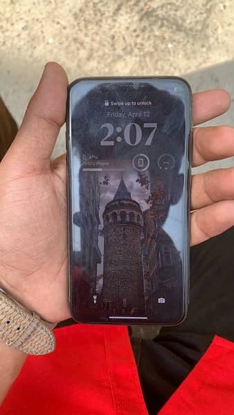 iphone xs 256gb non pta with 4month sim time 1
