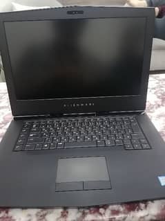 DELL ALIENWARE 15 R3 Gaming Beast
