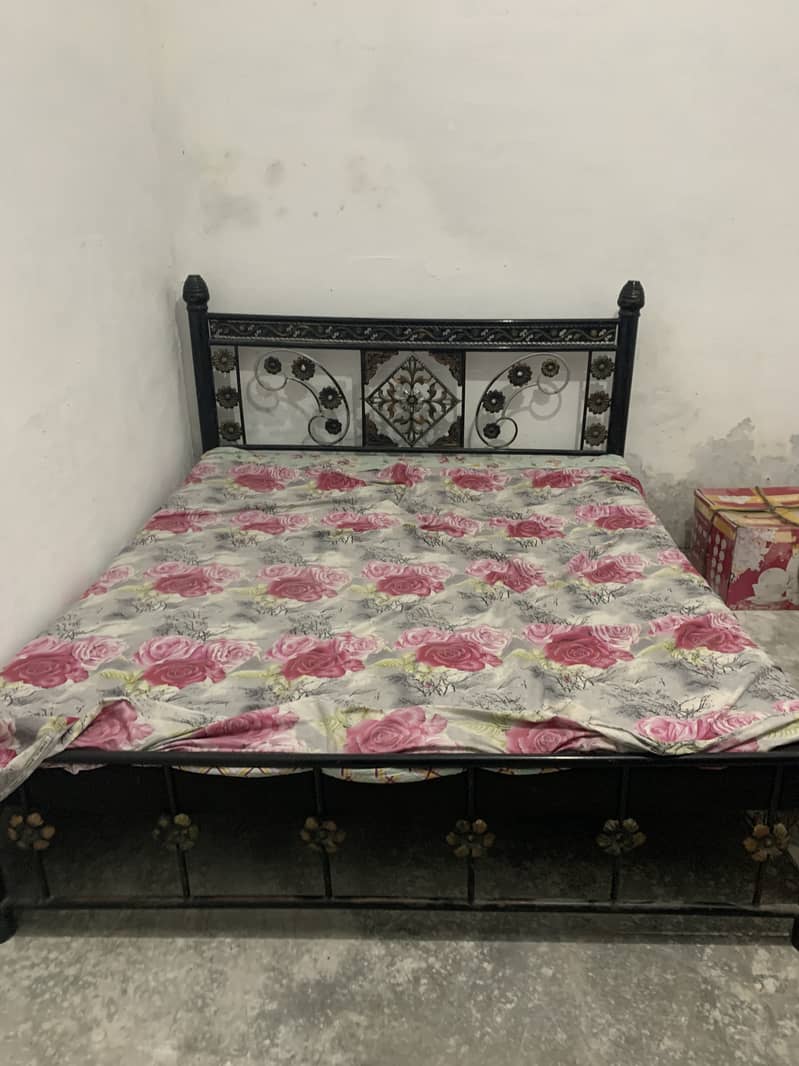 Iron bed double size 0