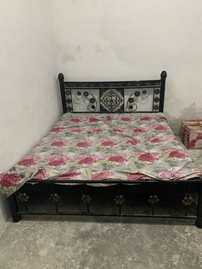Iron bed double size 1