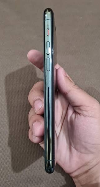 Iphone 11 pro 256 gb PTA Official approved 4