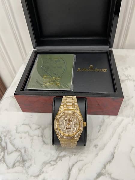 AUDEMARS PIGUET GOLD  EDITION WATCH BOX IME NUMBER IMBOSED 1