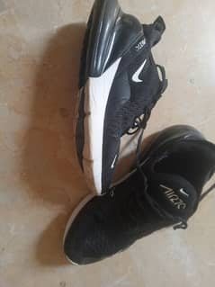 used shoes Nike American